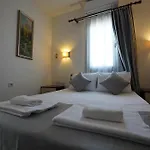 Queen Hotel